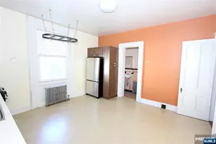 28 Greenwood Ave Back, Elmwood Park, NJ 07407 - Photo 17