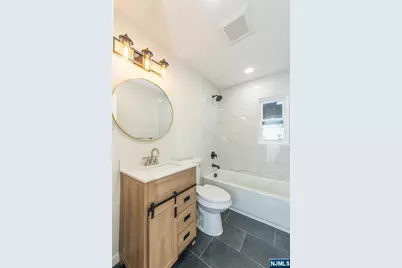 64 Harwich, Dumont, NJ 07628 - Photo 15