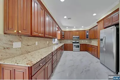 627 Concord Street, New Milford, NJ 07646 - Photo 23