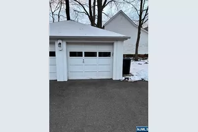 333 Maple Avenue, Oradell, NJ 07649 - Photo 13