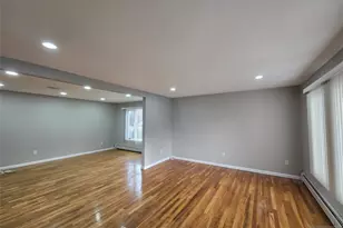 423 West St, Fort Lee, NJ 07024 - Photo 3