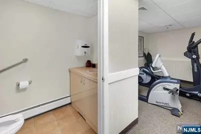 27 S Franklin Turnpike 101 #101, Ramsey, NJ 07446 - Photo 11