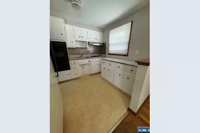 60 8th Avenue, Hawthorne, NJ 07506 - Photo 5