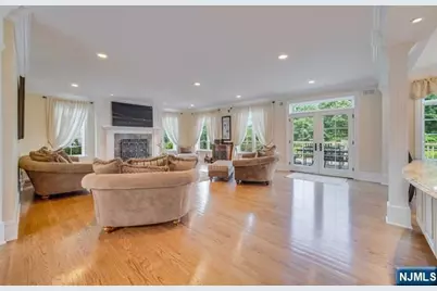 63 Grandview Avenue, North Caldwell, NJ 07006 - Photo 11