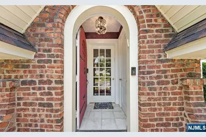 940 Garrison Avenue, Teaneck Township, NJ 07666 - Photo 3
