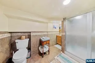 940 Garrison Ave, Teaneck Township, NJ 07666 - Photo 27