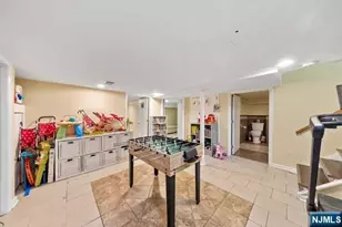 940 Garrison Ave, Teaneck Township, NJ 07666 - Photo 23