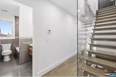 12 Orchard Street 12 #12, Edgewater, NJ 07020 - Photo 15