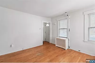 354 Hayward Street, Orange, NJ 07050 - Photo 7