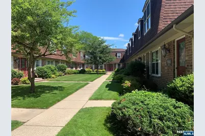 327 Sutton Place 225 #225, Norwood, NJ 07648 - Photo 5
