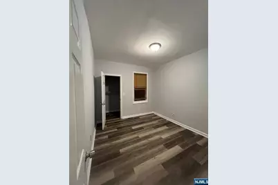 133 Mapes Avenue, Newark, NJ 07112 - Photo 5