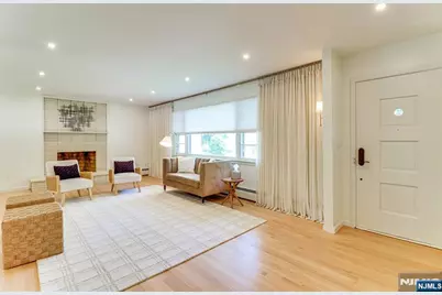 213 Haroldson, Pompton Lakes, NJ 07442 - Photo 3