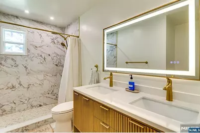 213 Haroldson, Pompton Lakes, NJ 07442 - Photo 17