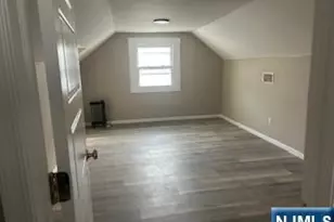 2-38 33rd St, Fair Lawn, NJ 07410 - Photo 15