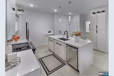 8 Tice Road 205 #205, Franklin Lakes, NJ 07417 - Photo 5