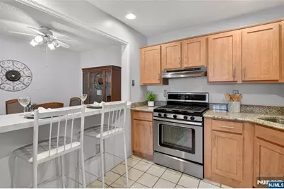 560 Holly Court, Mahwah, NJ 07430 - Photo 17