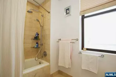 4 Beacon Way 1412 #1412, Jersey City, NJ 07304 - Photo 15