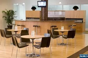 4 Beacon Way 1412, Jersey City, NJ 07304 - Photo 27