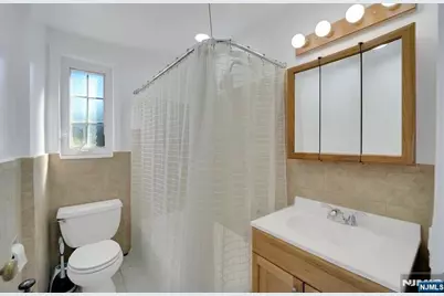 63 W Hudson B7 #B7, Englewood, NJ 07631 - Photo 5