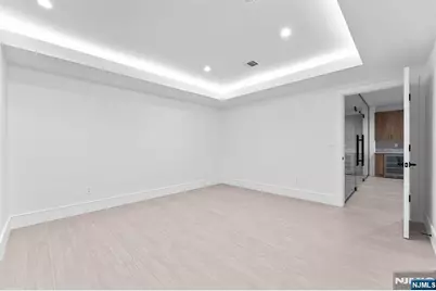 156 Stuart Street, Paramus, NJ 07652 - Photo 43