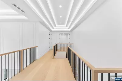 156 Stuart Street, Paramus, NJ 07652 - Photo 21