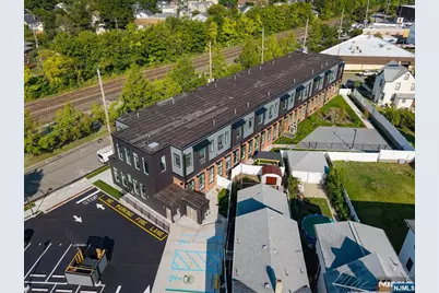 315 Railroad Avenue 204 #204, East Rutherford, NJ 07073 - Photo 29