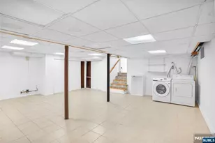 24 Gilbert Ave, Paramus, NJ 07652 - Photo 15