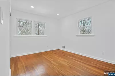 24 Gilbert Avenue, Paramus, NJ 07652 - Photo 9