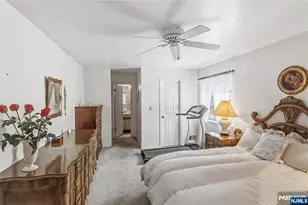 1306 Faulkner Ct, Mahwah, NJ 07430 - Photo 13