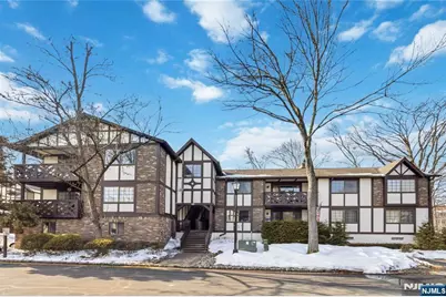 1306 Faulkner Court, Mahwah, NJ 07430 - Photo 29