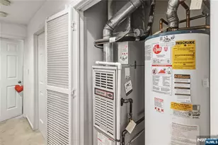 1306 Faulkner Ct, Mahwah, NJ 07430 - Photo 21