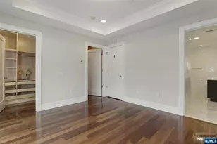 6 Cambridge Way 6, Weehawken, NJ 07086 - Photo 17