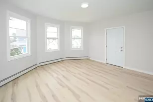 8-02 Chester, Fair Lawn, NJ 07410 - Photo 5