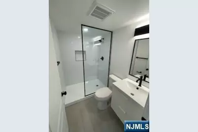 73 Macarthur Avenue 1st Floor #1st floor, Lodi, NJ 07644 - Photo 13