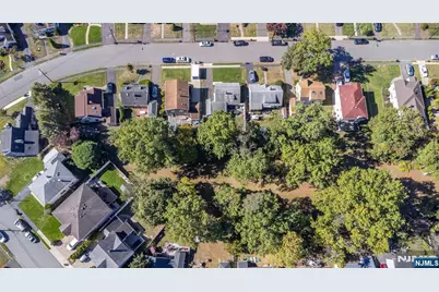 16-15 Well, Fair Lawn, NJ 07410 - Photo 27