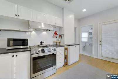 61 Hillside, Cresskill, NJ 07626 - Photo 9