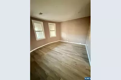 86 Hunter Street, Lodi, NJ 07644 - Photo 11