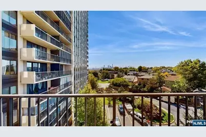 200 Winston Drive 418 #418, Cliffside Park, NJ 07010 - Photo 3