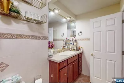 200 Winston Drive 418 #418, Cliffside Park, NJ 07010 - Photo 17