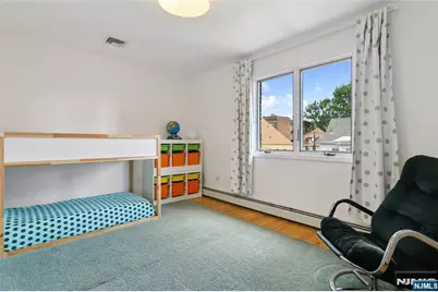 245 Knox Avenue, Cliffside Park, NJ 07010 - Photo 19