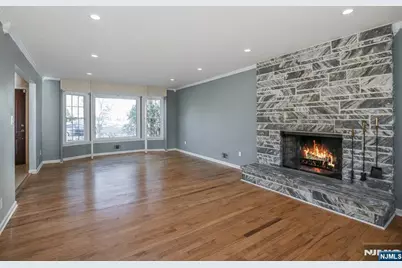 595 Colonial Road, River Vale Township, NJ 07675 - Photo 7