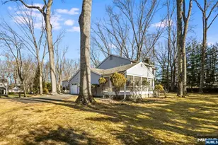 595 Colonial Rd, River Vale Township, NJ 07675 - Photo 37