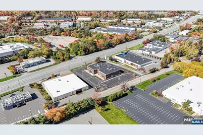 1 Lethbridge Plaza 33 #33, Mahwah, NJ 07430 - Photo 23