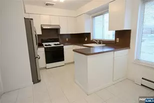 436 Brinkerhoff Ave Right, Fort Lee, NJ 07024 - Photo 3