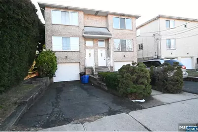 436 Brinkerhoff Avenue Right #Right, Fort Lee, NJ 07024 - Photo 1