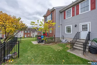 3 Martha Court, Newark, NJ 07103 - Photo 11