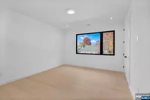 12-25 Eastern Dr, Fair Lawn, NJ 07410 - Photo 23