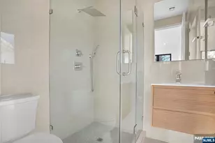 12-25 Eastern Dr, Fair Lawn, NJ 07410 - Photo 21