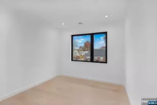 12-25 Eastern Dr, Fair Lawn, NJ 07410 - Photo 27