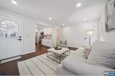 17-09 Well Drive, Fair Lawn, NJ 07410 - Photo 5